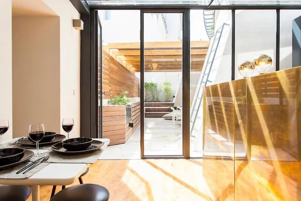 Bica Lux Secret Terrace 2-Bedroom Apartment Лиссабон 0*,  Португалия